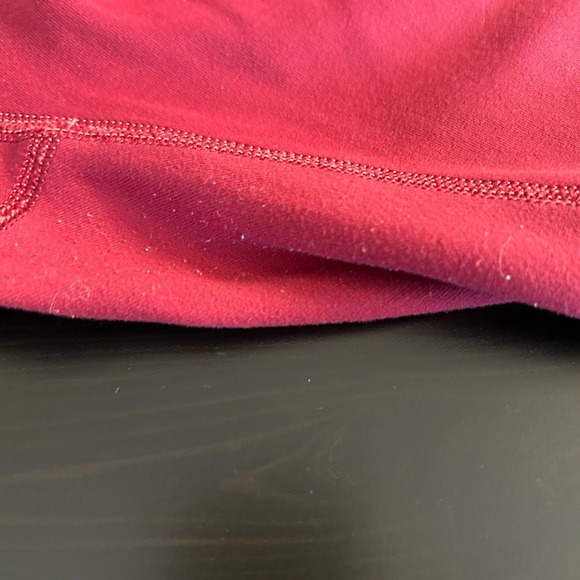 Lululemon Reversible Wunder Under pink / burgundy crop size 4 - Picture 16 of 16